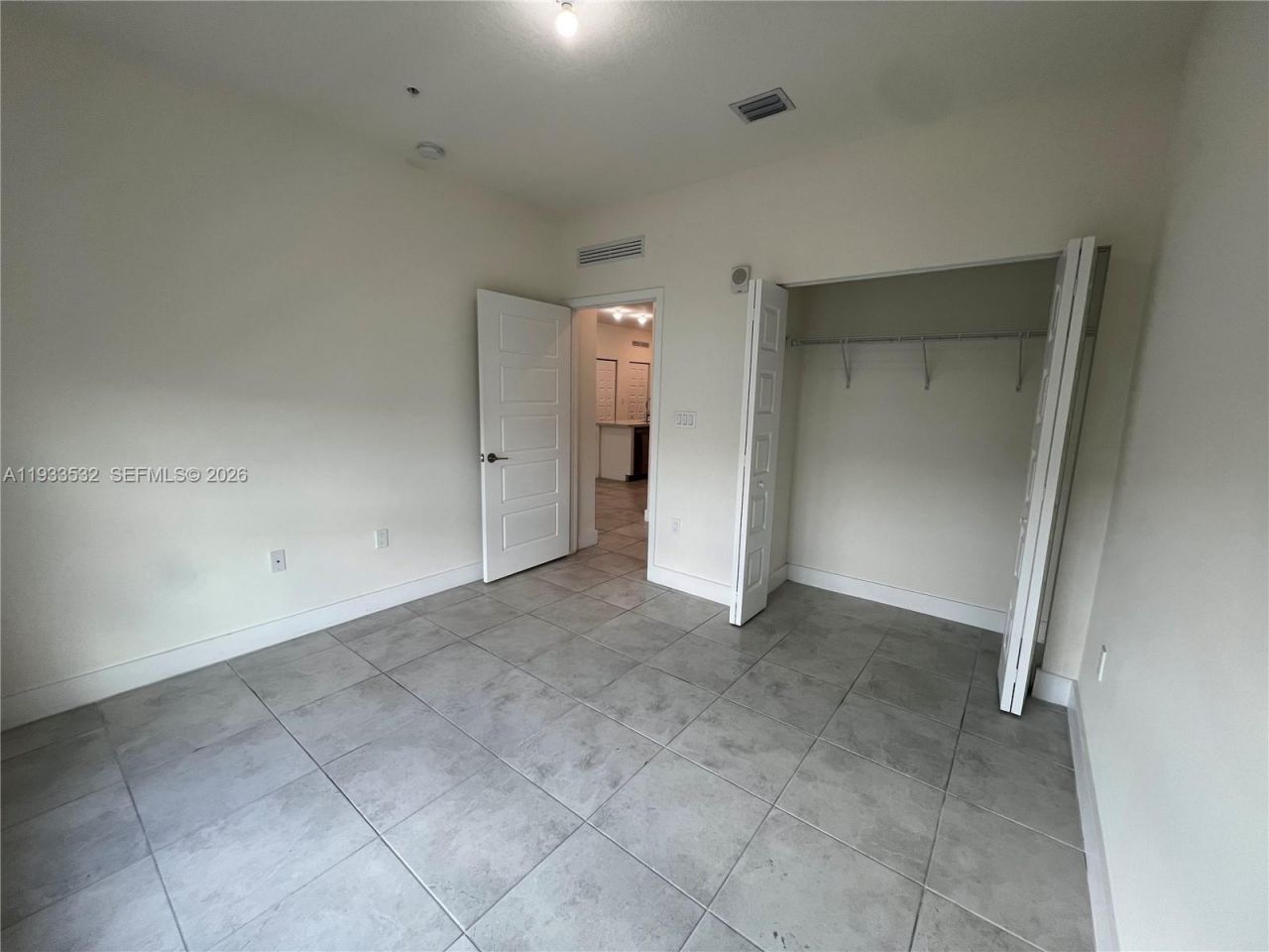 8301 NW 41st St, Unit B-405, Doral, FL 33166 Photo