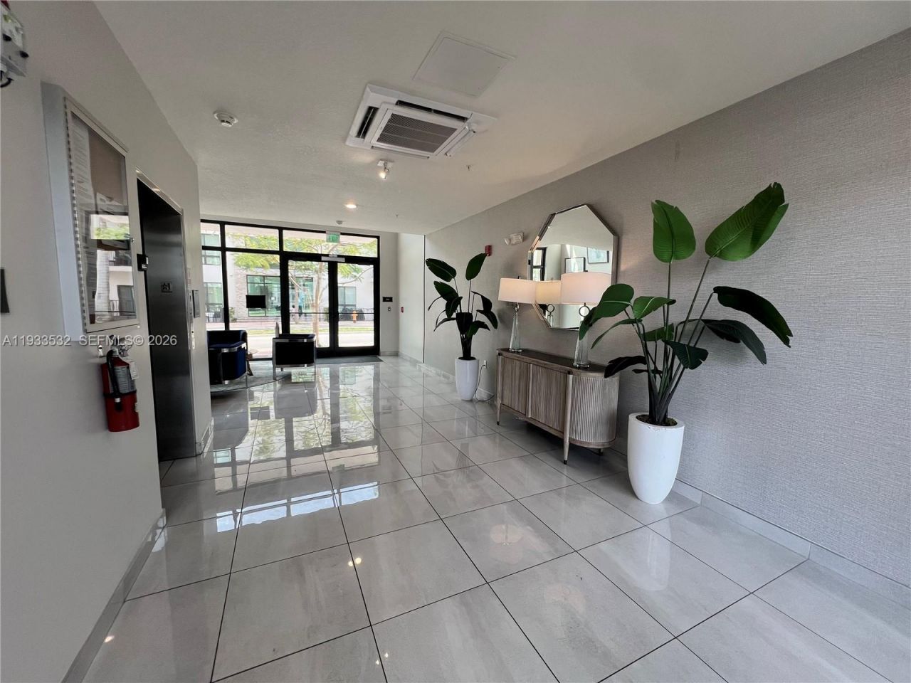 8301 NW 41st St, Unit B-405, Doral, FL 33166 Photo