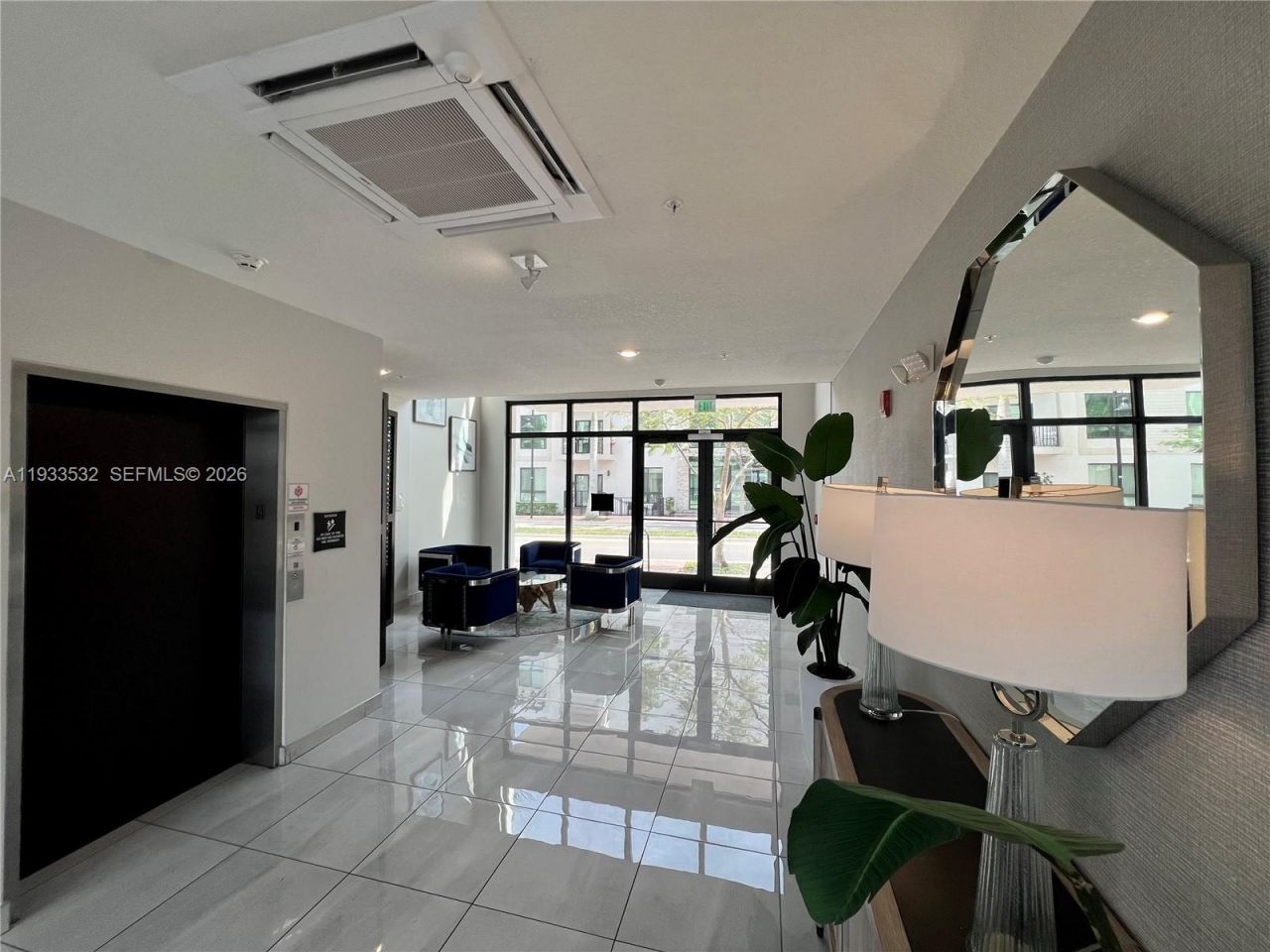8301 NW 41st St, Unit B-405, Doral, FL 33166 Photo