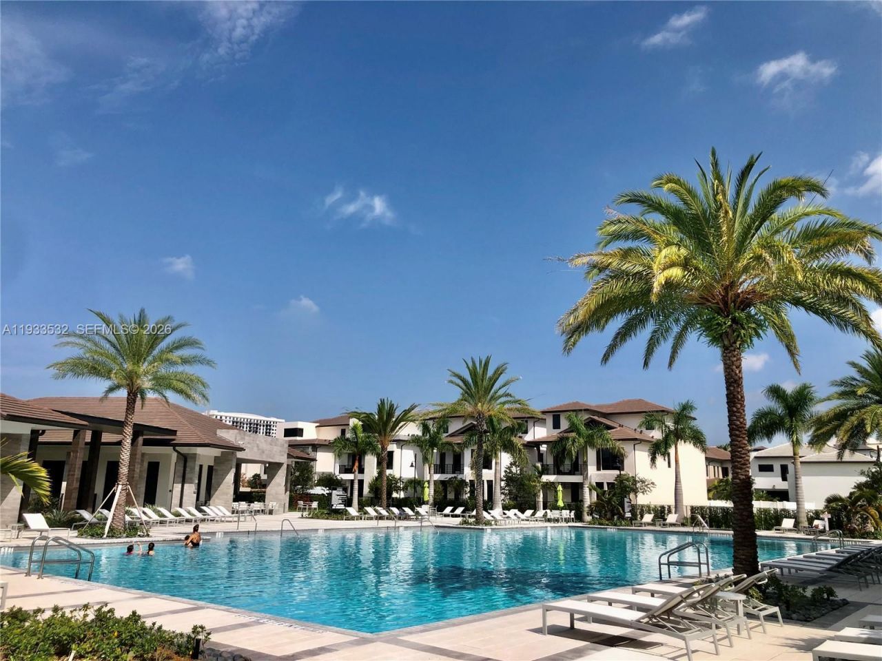 8301 NW 41st St, Unit B-405, Doral, FL 33166 Photo