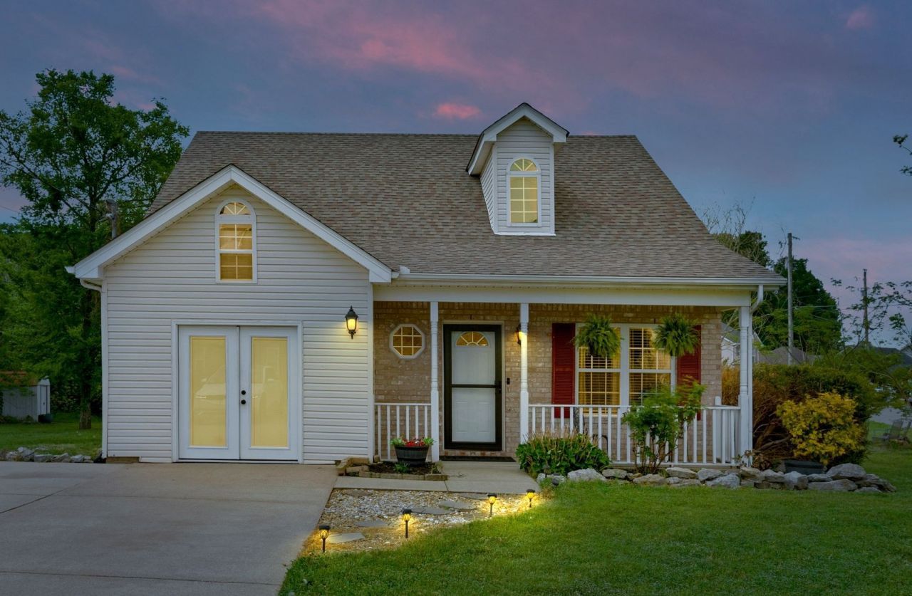 517 Wildwood Dr, Smyrna, TN 37167 Main Photo