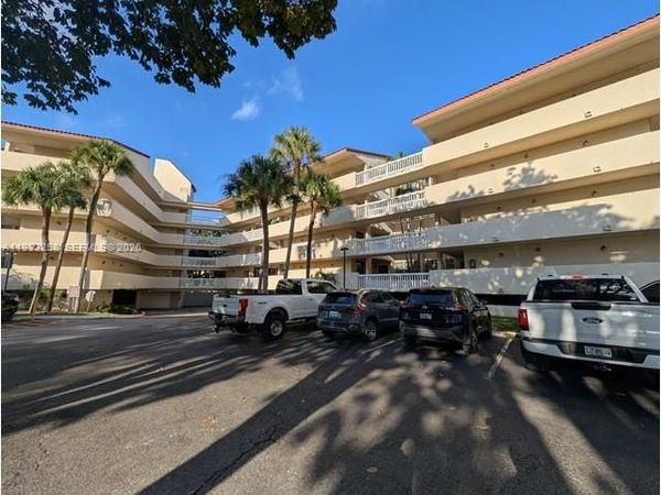 7041 Environ Blvd, Unit 430, Lauderhill, FL 33319