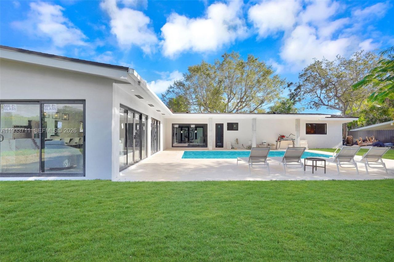 13800 SW 79th Ct, Palmetto Bay, FL 33158 Photo