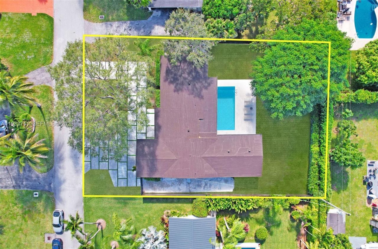 13800 SW 79th Ct, Palmetto Bay, FL 33158 Photo