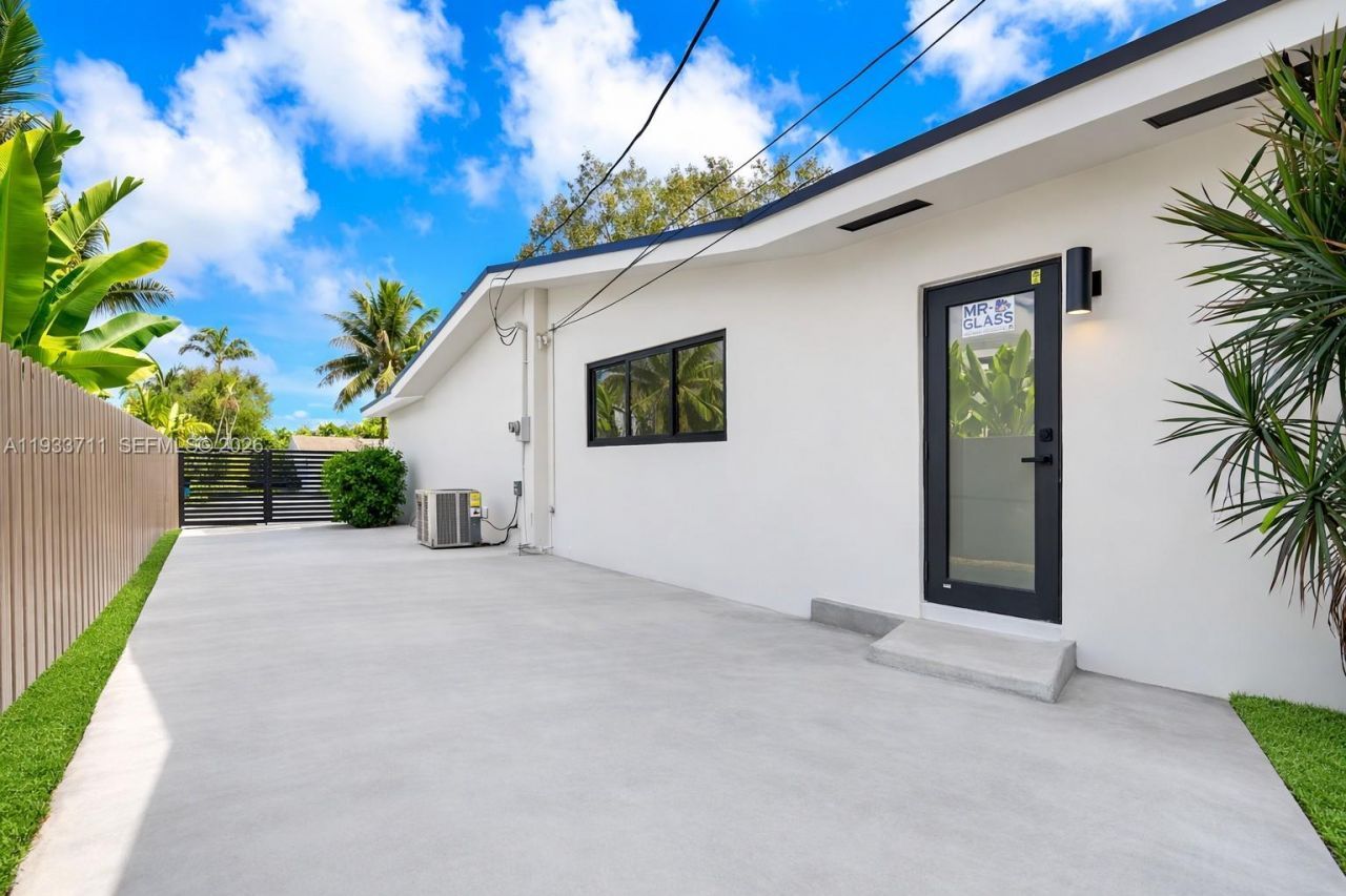 13800 SW 79th Ct, Palmetto Bay, FL 33158 Photo