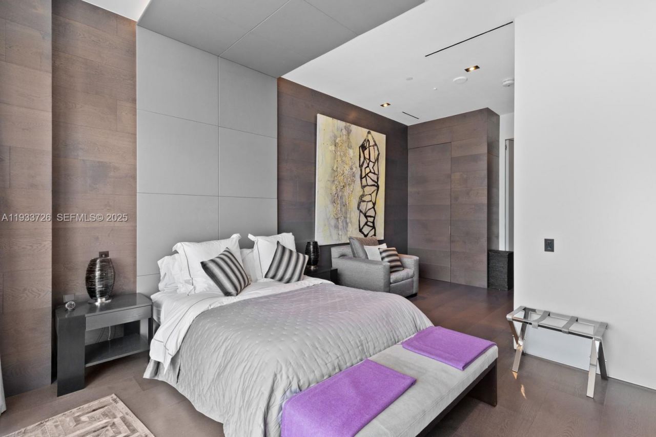 200 Biscayne Boulevard Way , Unit PH-5404, Miami, FL 33131 Photo