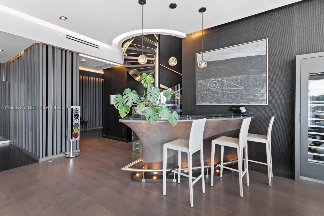 200 Biscayne Boulevard Way , Unit PH-5404, Miami, FL 33131 Photo