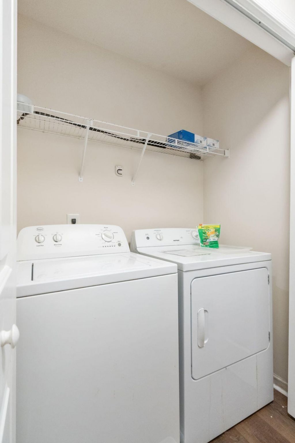 2262 Folly Road Photo 22