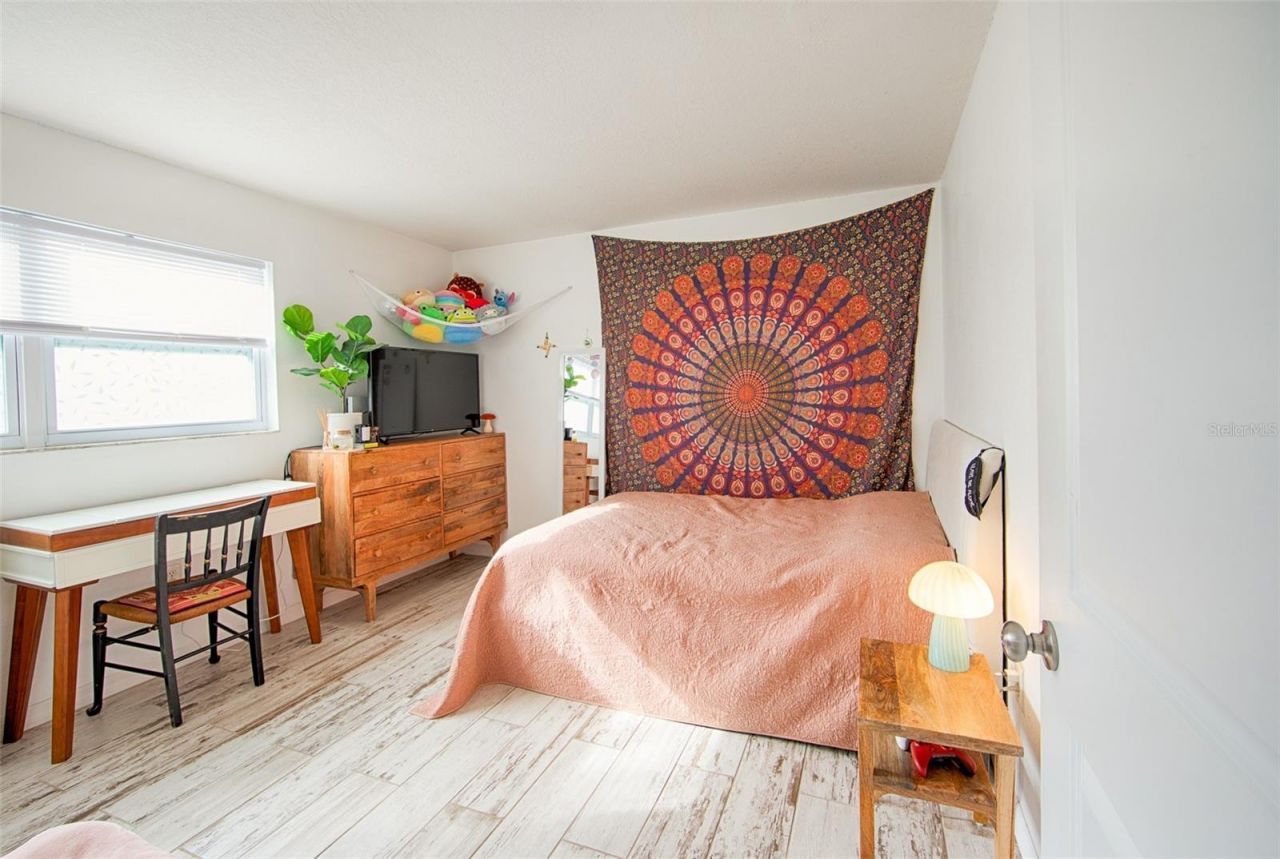 1860 Massachusetts Avenue Ne, Unit 224, Saint Petersburg, FL 33703 Photo