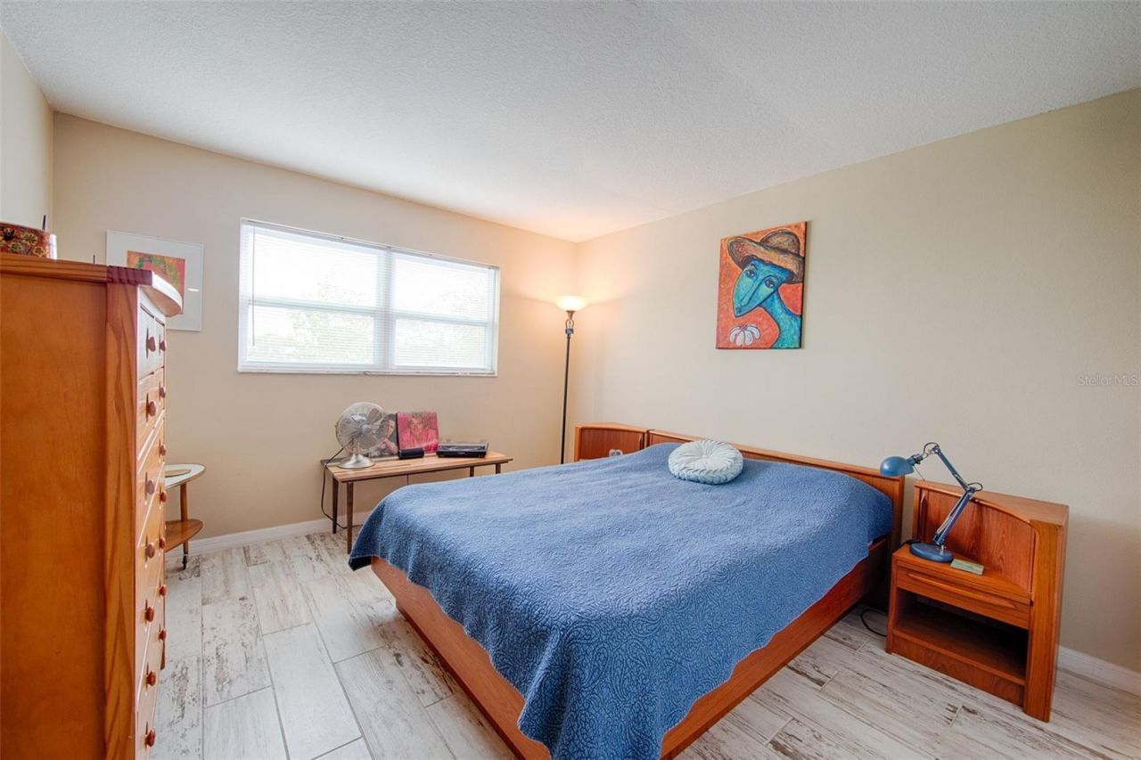 1860 Massachusetts Avenue Ne, Unit 224, Saint Petersburg, FL 33703 Photo