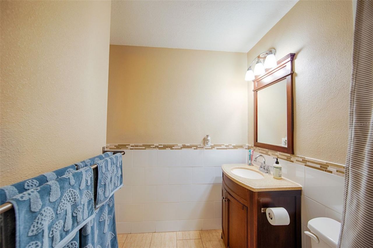 1860 Massachusetts Avenue Ne, Unit 224, Saint Petersburg, FL 33703 Photo