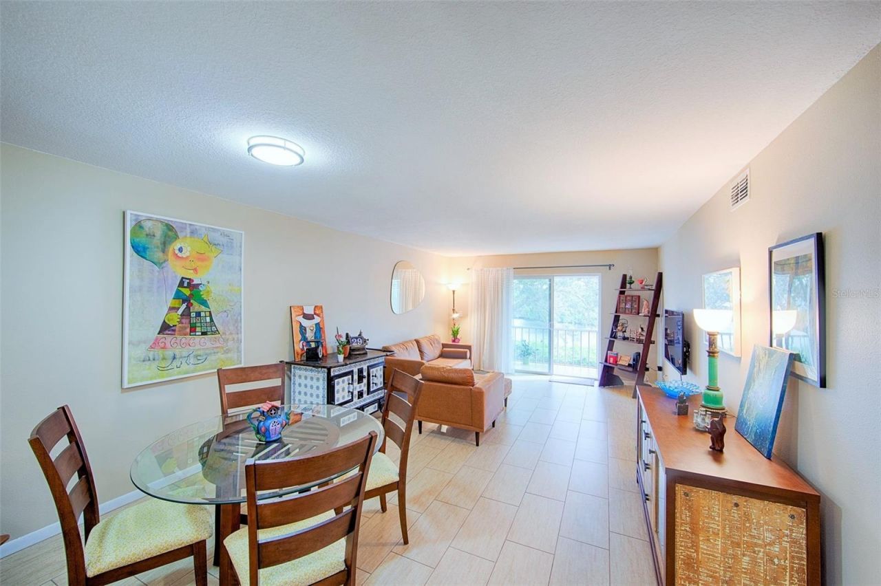 1860 Massachusetts Avenue Ne, Unit 224, Saint Petersburg, FL 33703 Photo