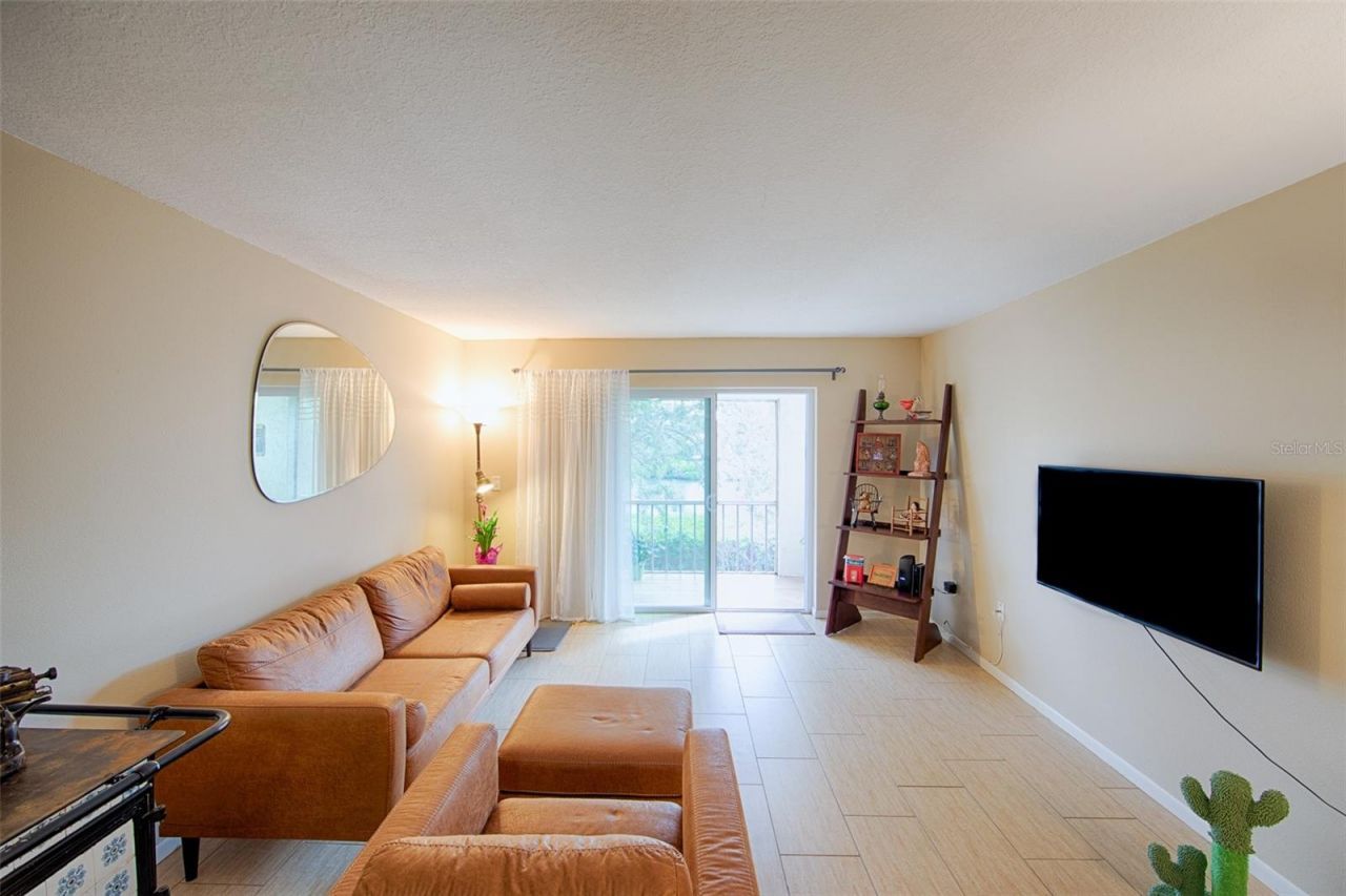 1860 Massachusetts Avenue Ne, Unit 224, Saint Petersburg, FL 33703 Photo