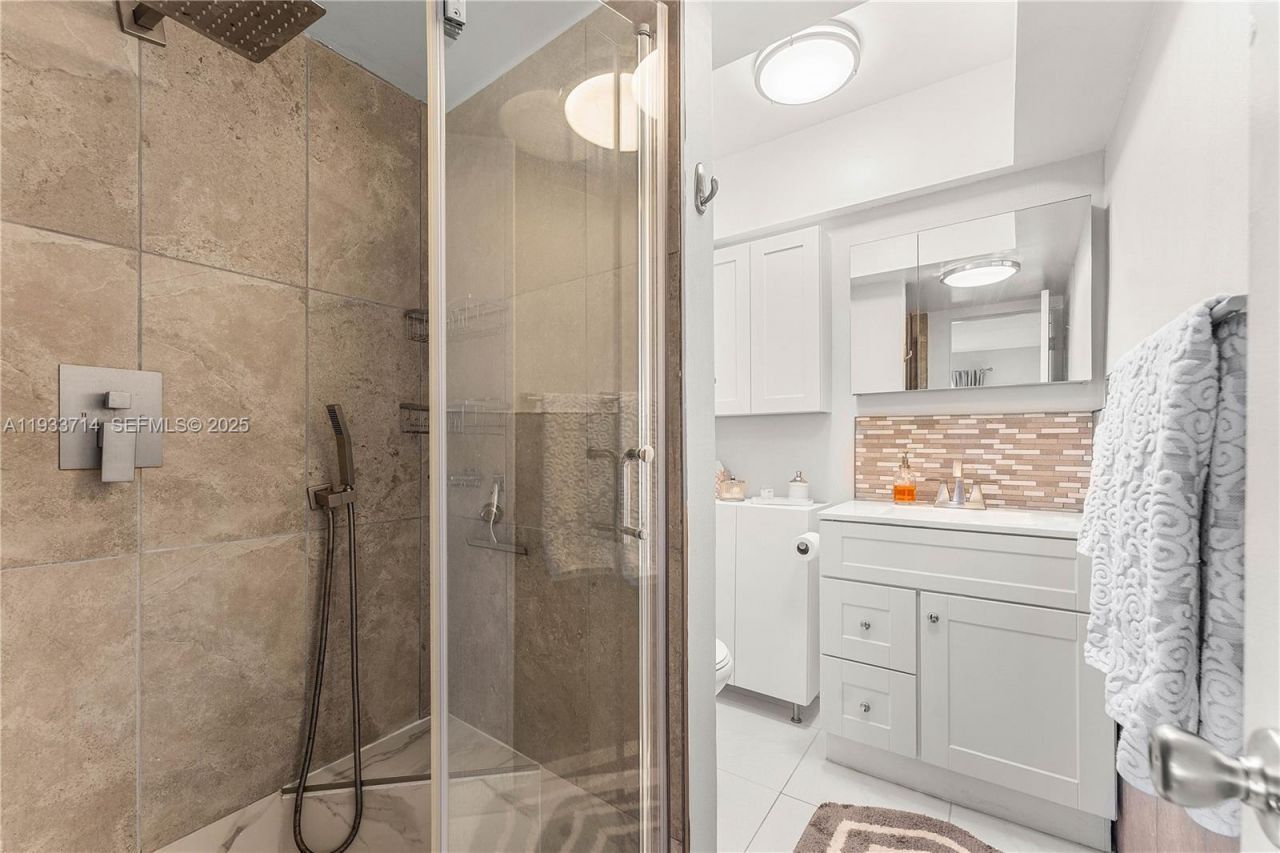 743 N Riverside Dr, Unit 5C, Pompano Beach, FL 33062 Photo