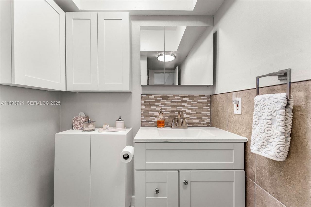 743 N Riverside Dr, Unit 5C, Pompano Beach, FL 33062 Photo