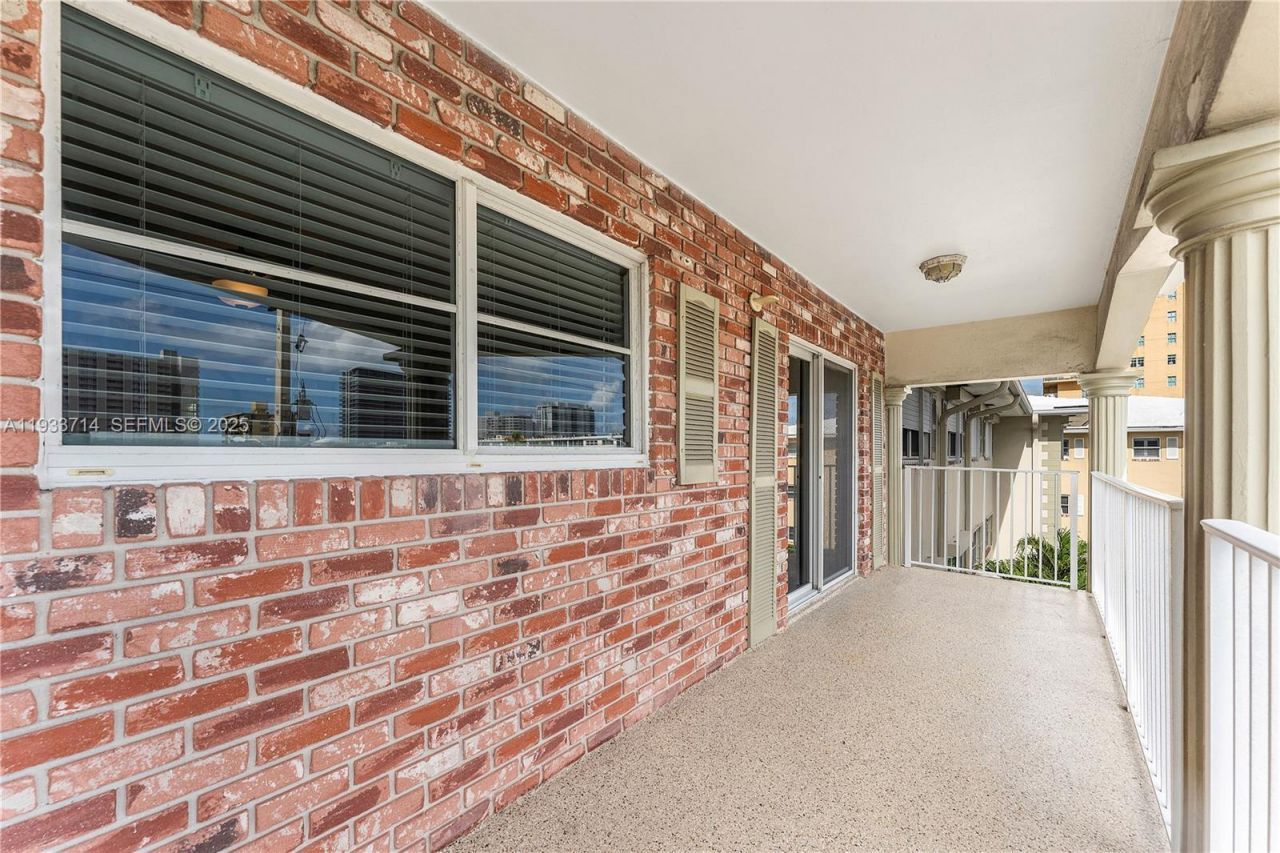 743 N Riverside Dr, Unit 5C, Pompano Beach, FL 33062 Photo