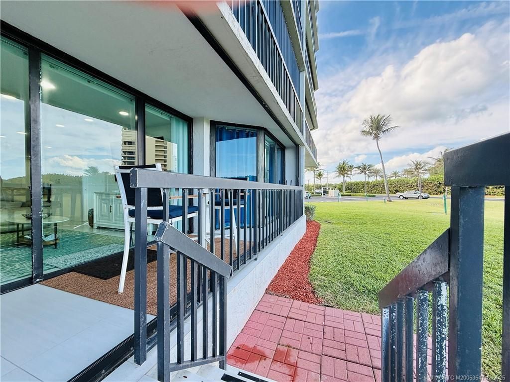 8800 S Ocean Drive, Unit 102, Jensen Beach, FL 34957 Photo