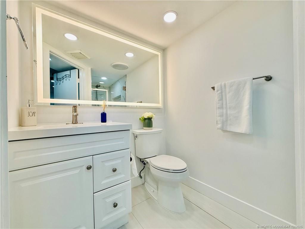 8800 S Ocean Drive, Unit 102, Jensen Beach, FL 34957 Photo