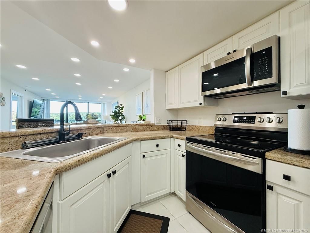 8800 S Ocean Drive, Unit 102, Jensen Beach, FL 34957 Photo