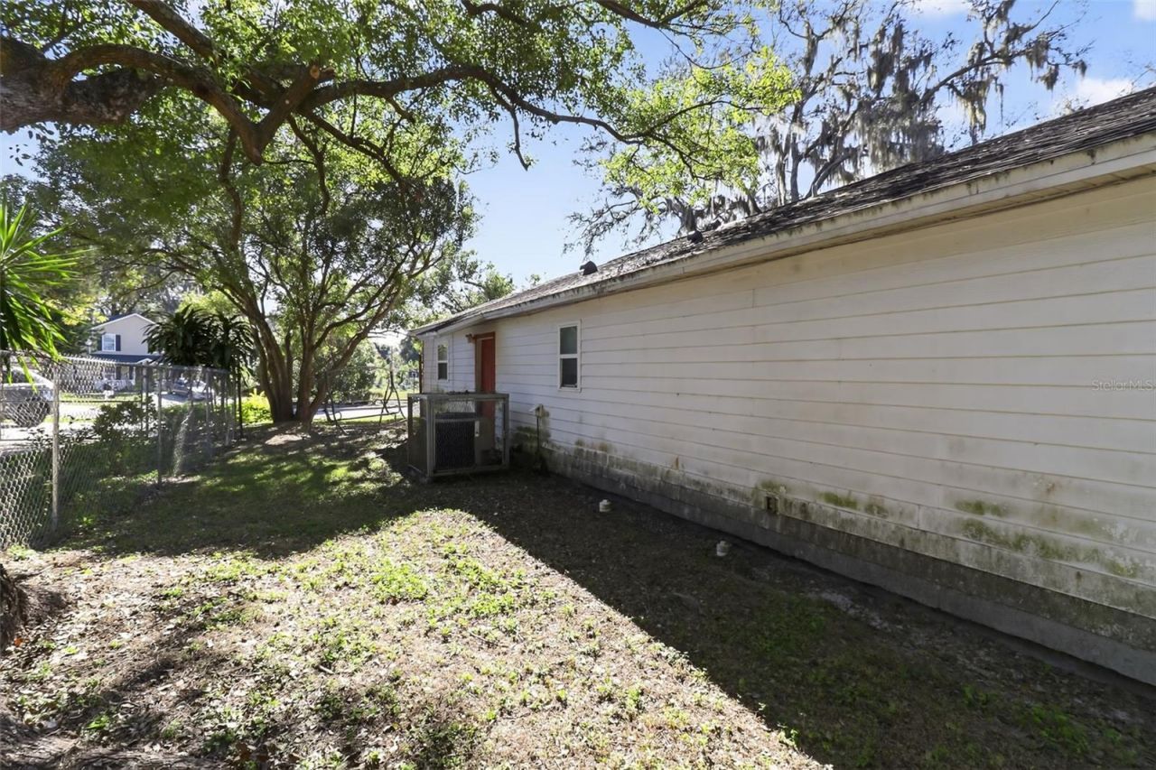 1332 7th Court, Lakeland, FL 33805 Photo