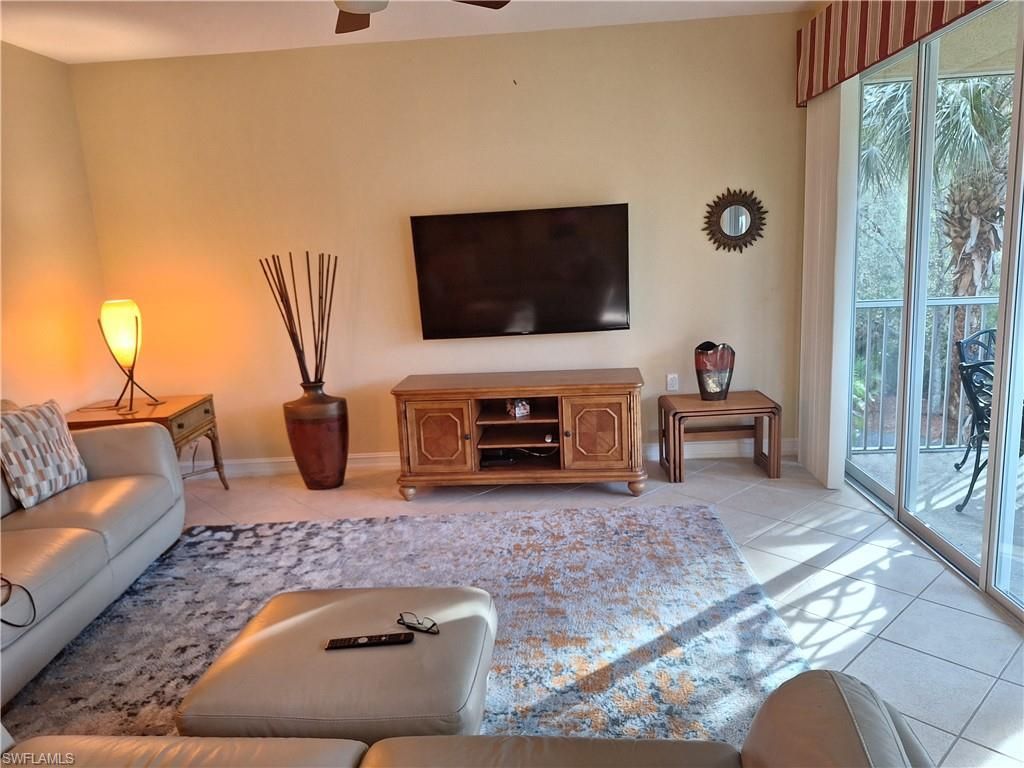 10550 Amiata Way, Unit 202, Fort Myers, FL 33913 Photo