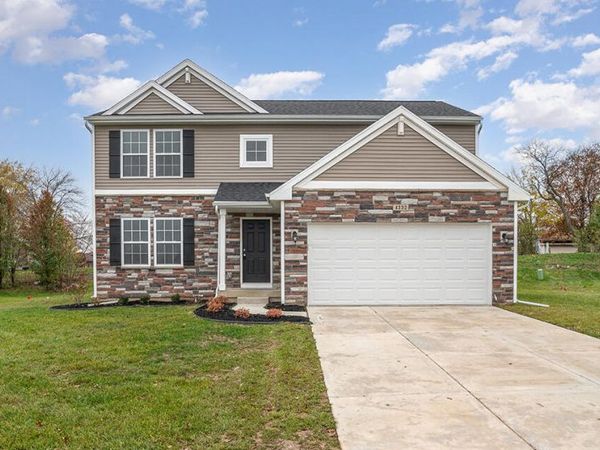 4464 W 77th Avenue, Merrillville, IN 46410