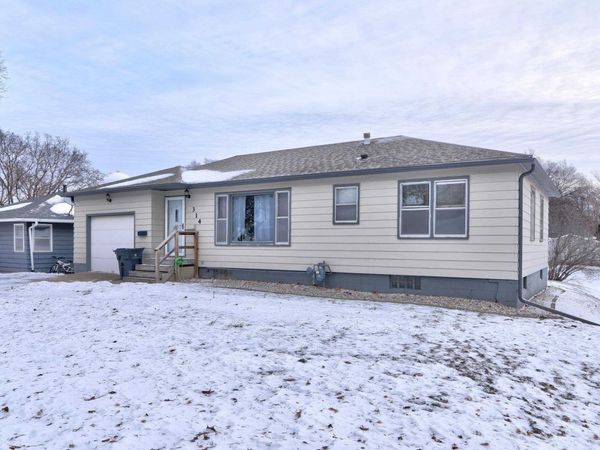 314 N 14th Street, Estherville, IA 51334