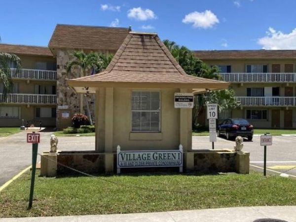 555 Purdy Lane, Unit A122, Palm Springs, FL 33461