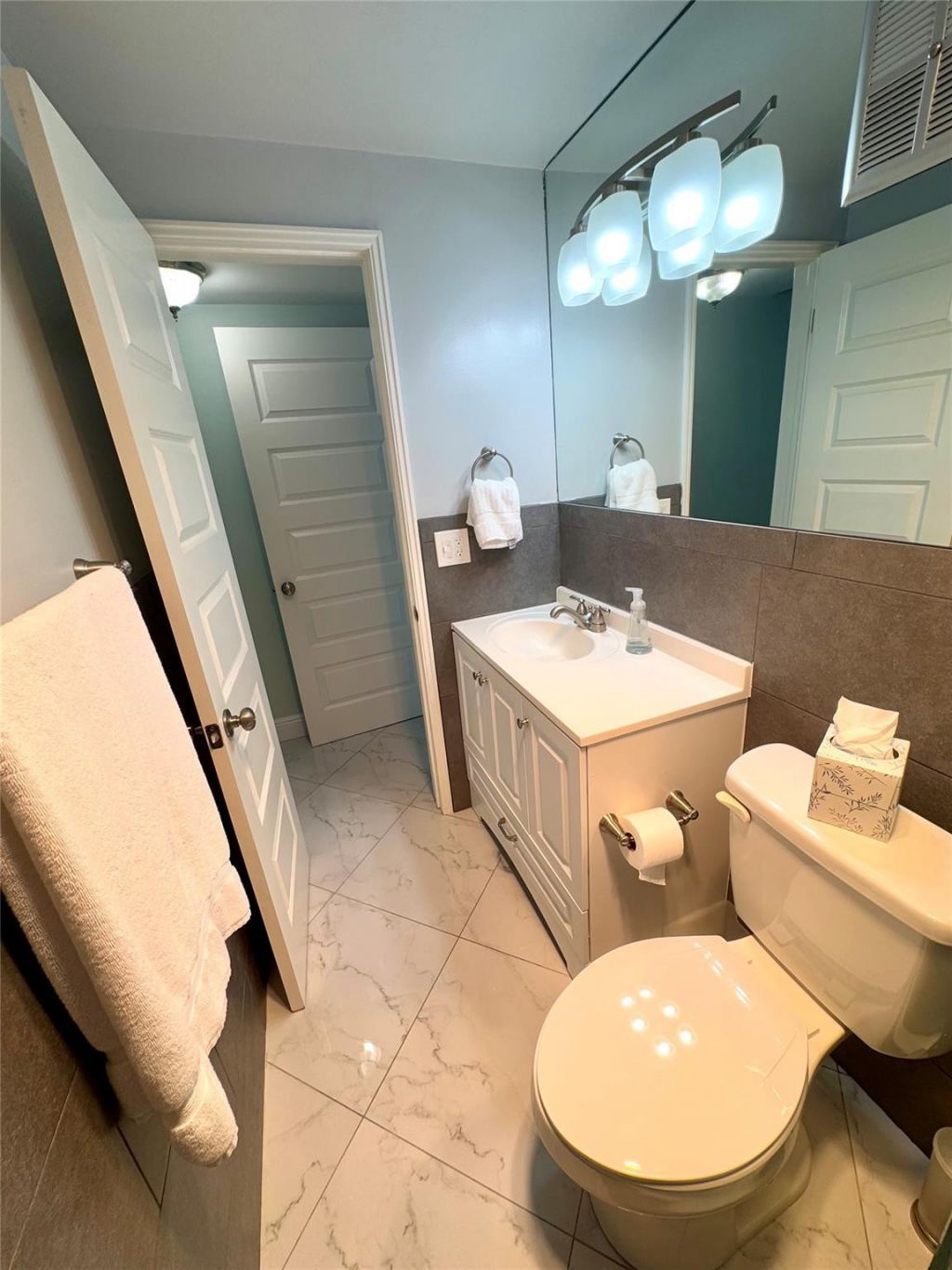 2151 NE 42nd Court, Unit 237, Lighthouse Point, FL 33064 Photo