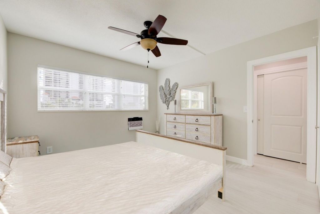 9 N Birch Road, Unit 303, Fort Lauderdale, FL 33304 Photo