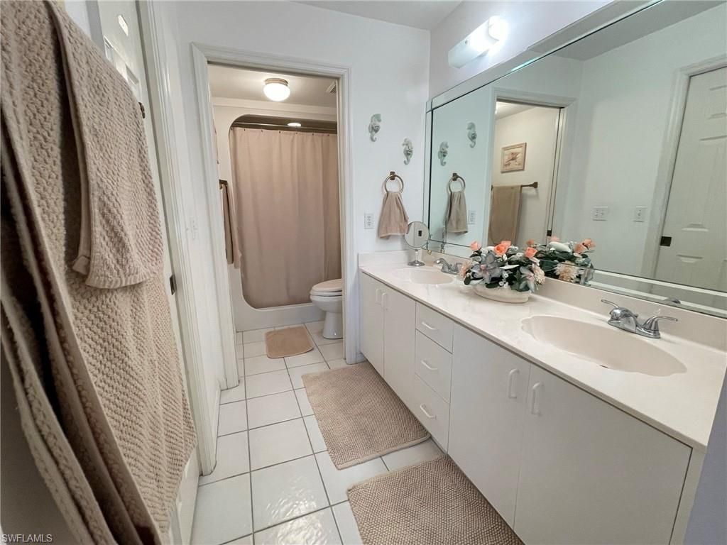153 Gabriel Cir, Unit 3003, Naples, FL 34104 Photo