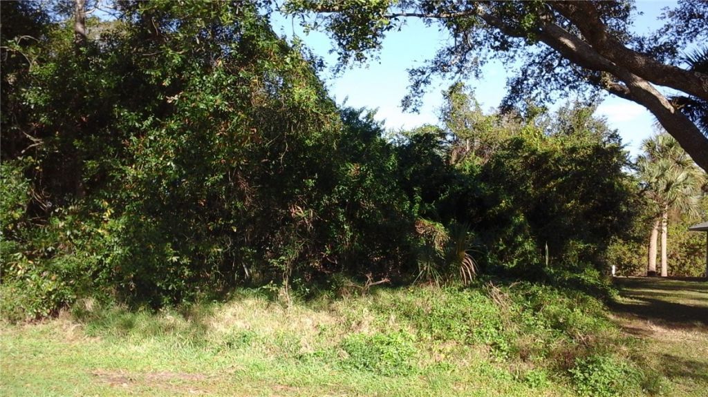 737 Benedictine Terrace, Sebastian, FL 32958 Photo