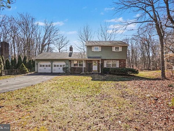 11 COLONIAL CIRCLE, NORTH EAST, MD 21901
