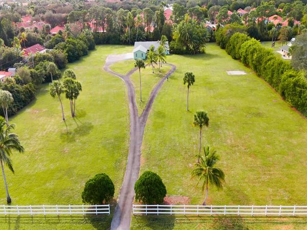 4656 Lillian Avenue, Palm Beach Gardens, FL 33418