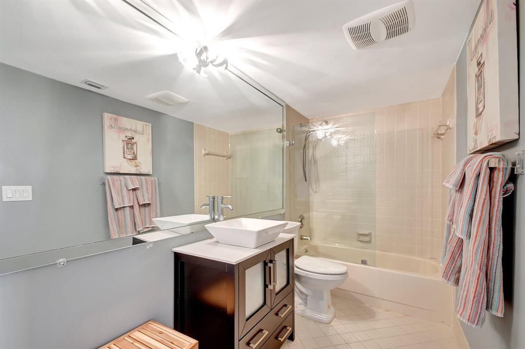 4770 Fountains Drive, Unit 304, Lake Worth, FL 33467 Photo