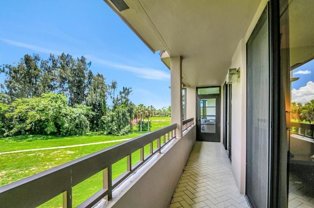 4770 Fountains Drive, Unit 304, Lake Worth, FL 33467 Photo