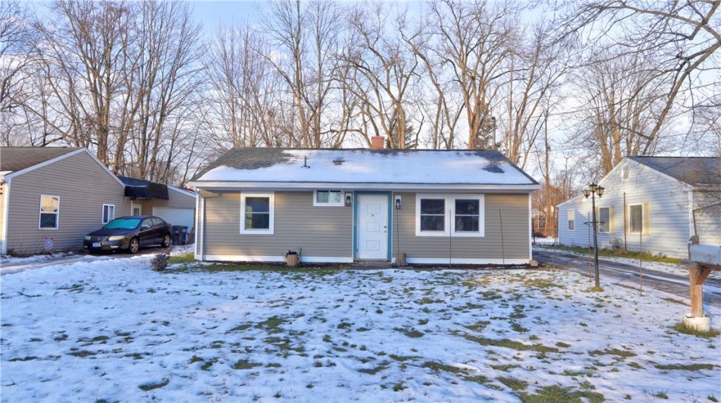 7 Stewart Street, Waterloo, NY 13165 Main Photo