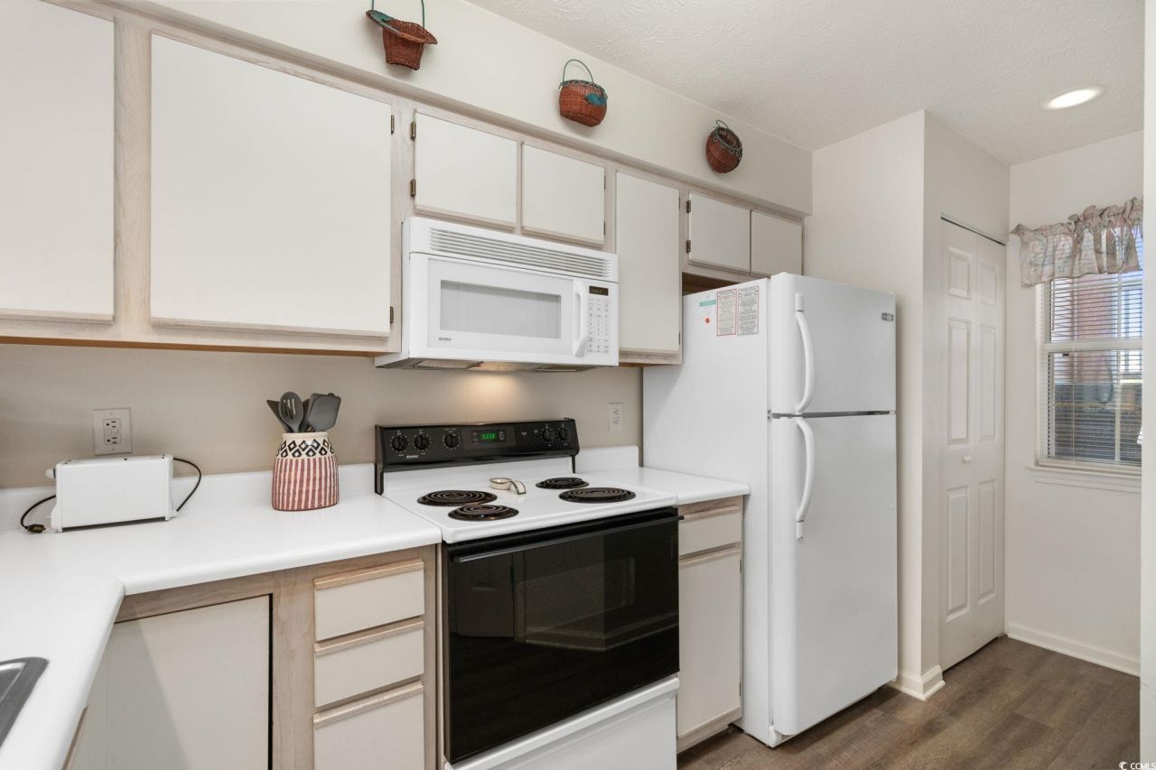 604 Waterway Village Blvd. Photo 14