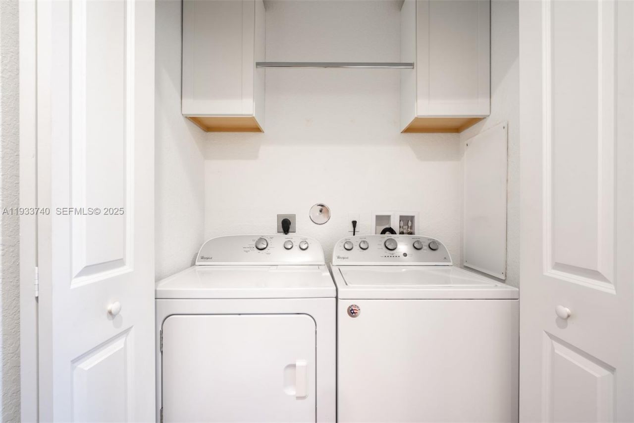 4652 Horseshoe Circle, Davie, FL 33328 Photo