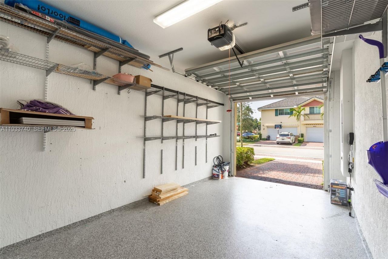 4652 Horseshoe Circle, Davie, FL 33328 Photo