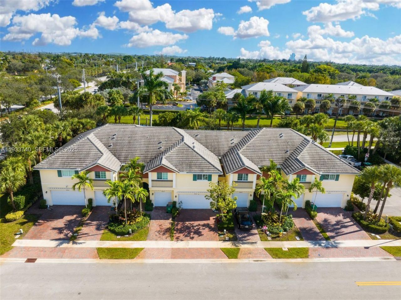 4652 Horseshoe Circle, Davie, FL 33328 Photo