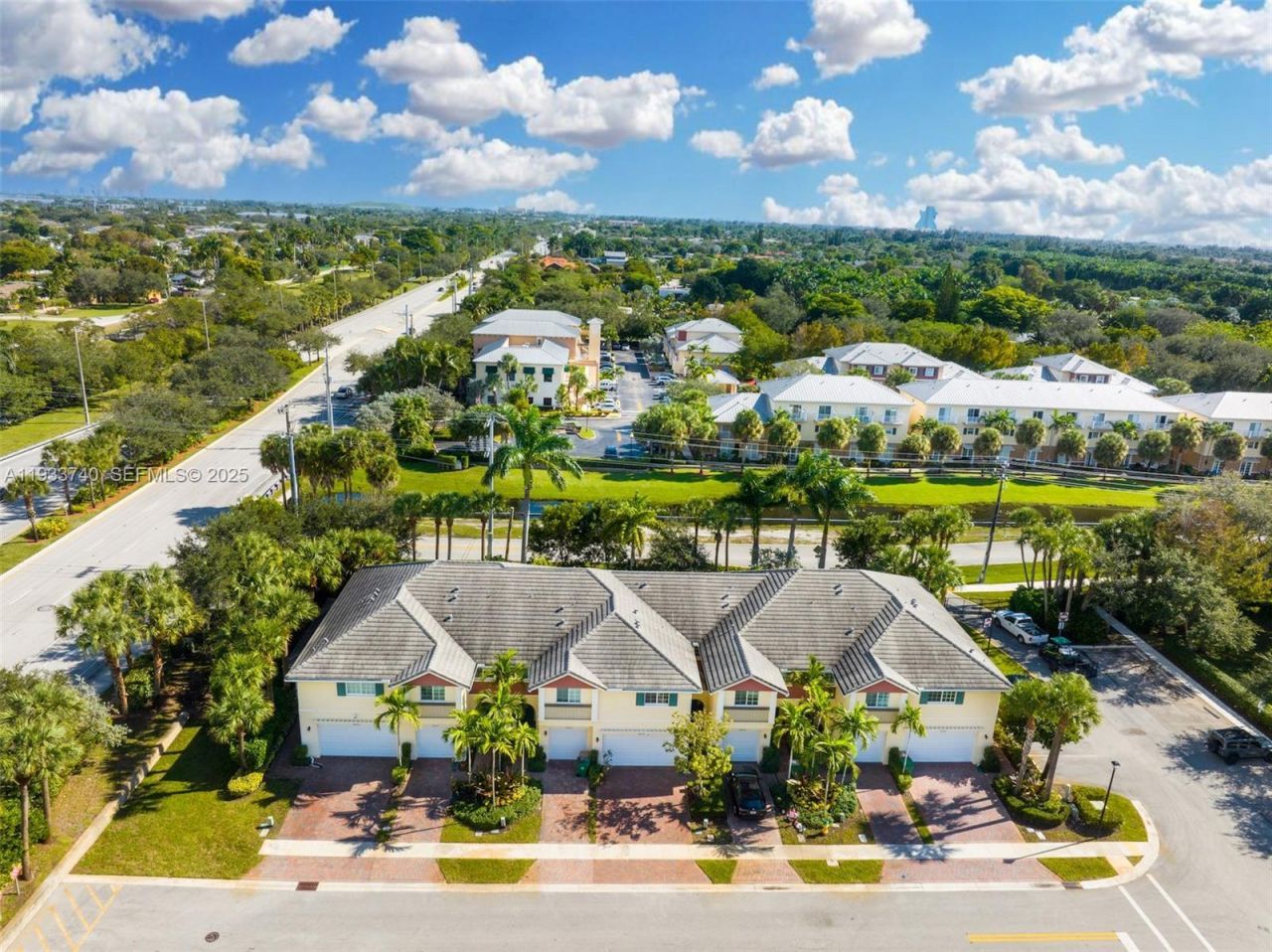 4652 Horseshoe Circle, Davie, FL 33328 Photo