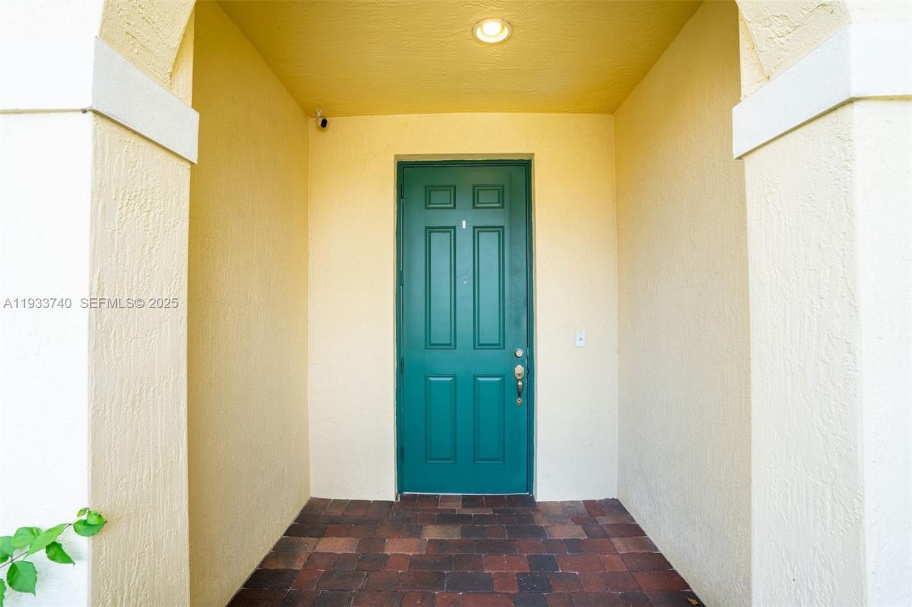 4652 Horseshoe Circle, Davie, FL 33328 Photo