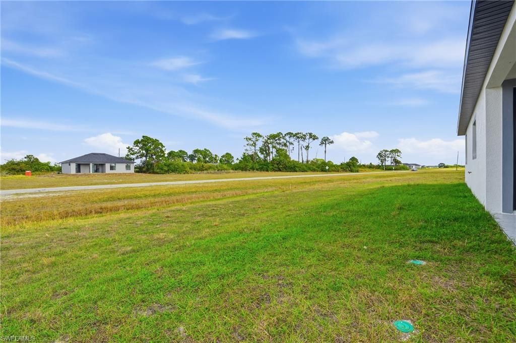 9027 Bamboo Cir, Labelle, FL 33935 Photo