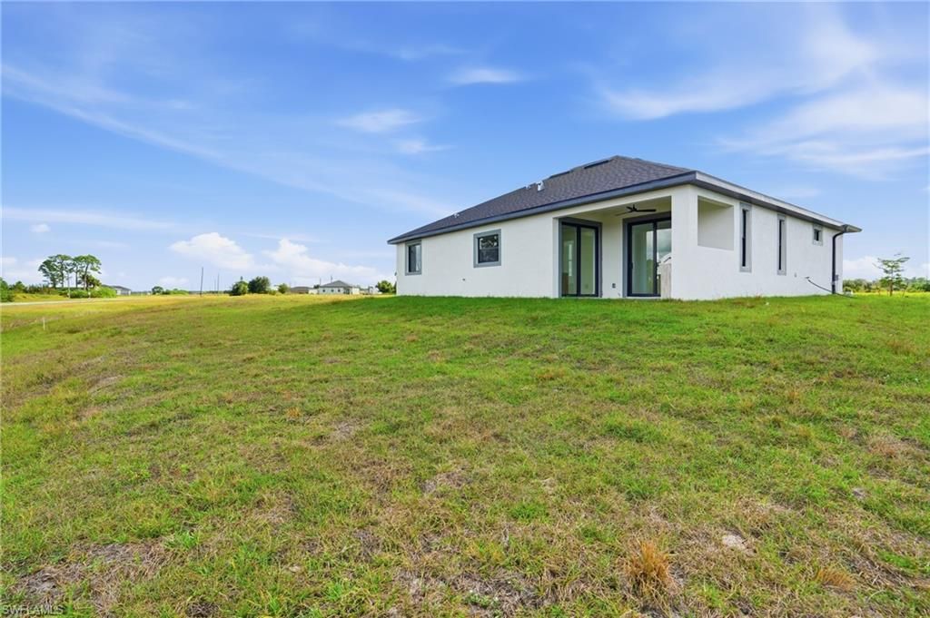9027 Bamboo Cir, Labelle, FL 33935 Photo