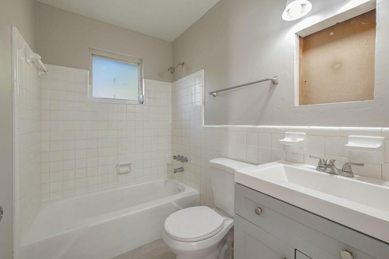 3147 Naylor Terrace, Unit 3, Fort Pierce, FL 34982 Photo