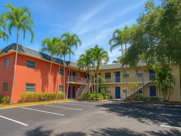 75 SW 10th Street, Unit 205, Fort Lauderdale, FL 33315