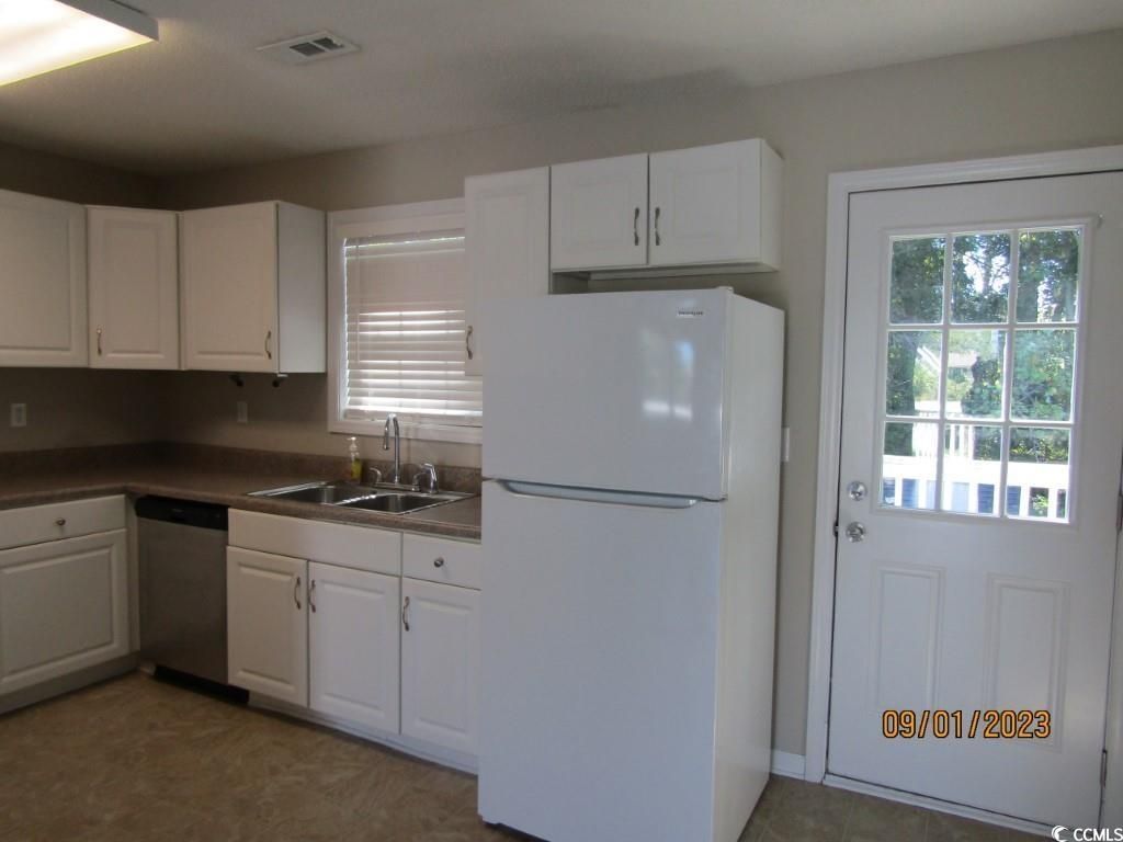 1324 Waterway Dr. Photo 11