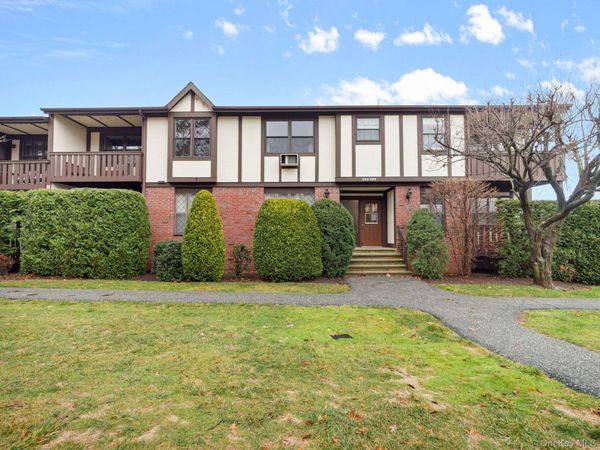 327 Sierra Vista Lane, Valley Cottage, NY 10989