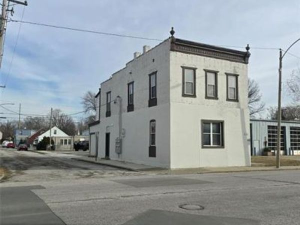 1223 W Main Street, Belleville, IL 62220